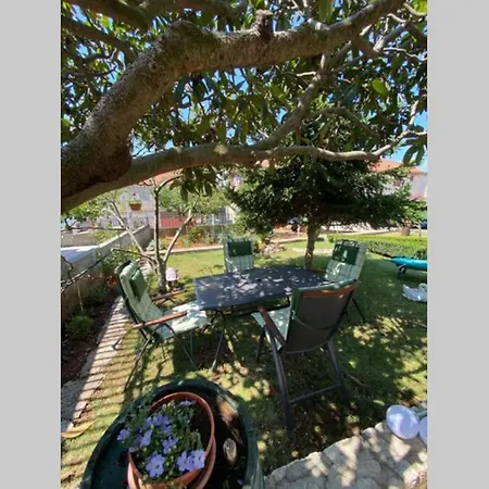 Comfy Apartment In A Quiet Neighborhood Sibenik Exterior photo