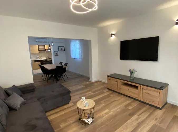 Comfy apartment in a quiet neighborhood